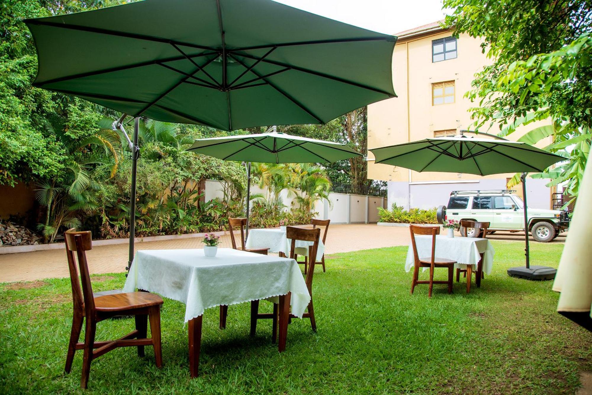 Blue Berries Hotel Entebbe Luaran gambar