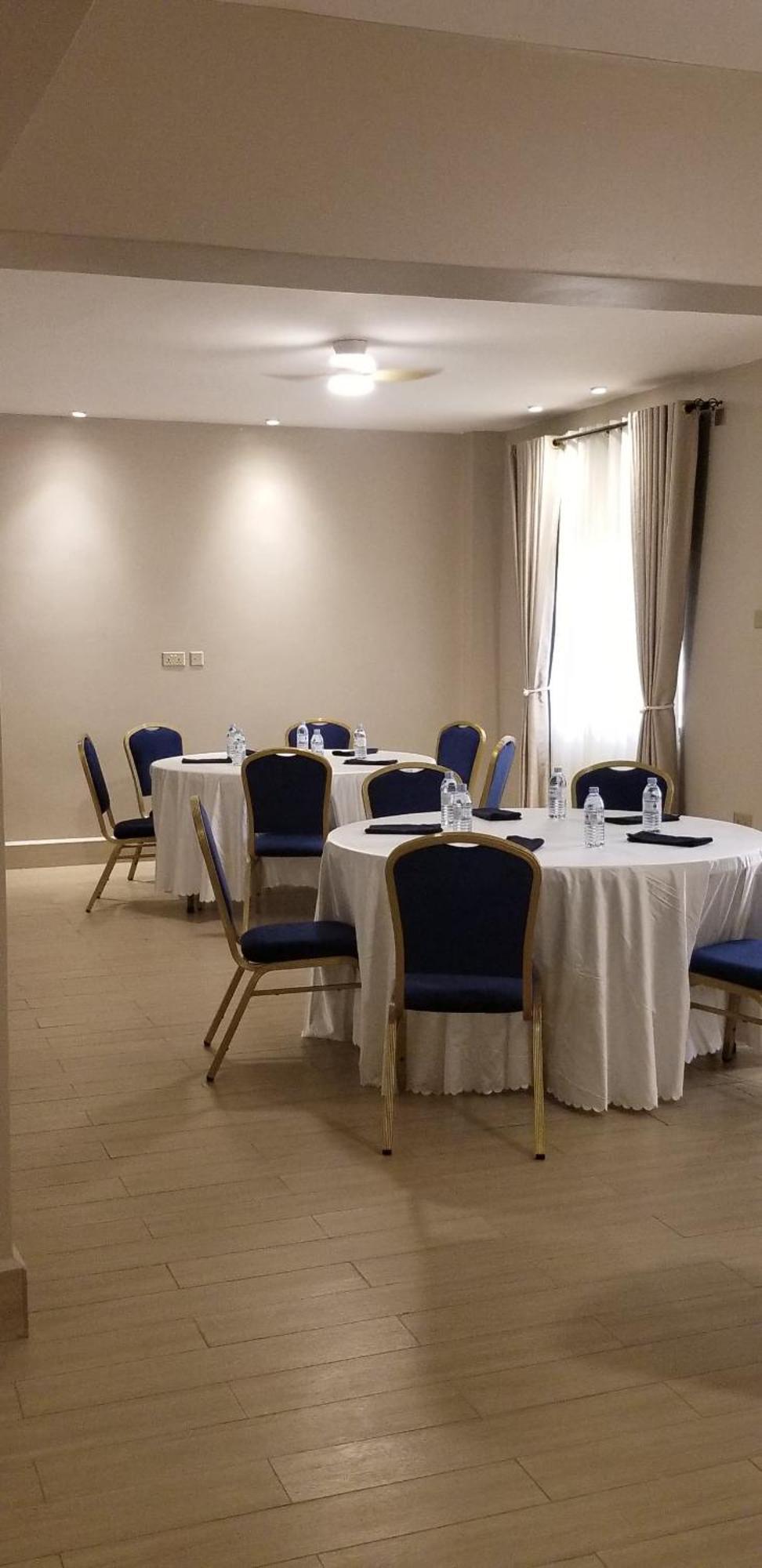 Blue Berries Hotel Entebbe Luaran gambar